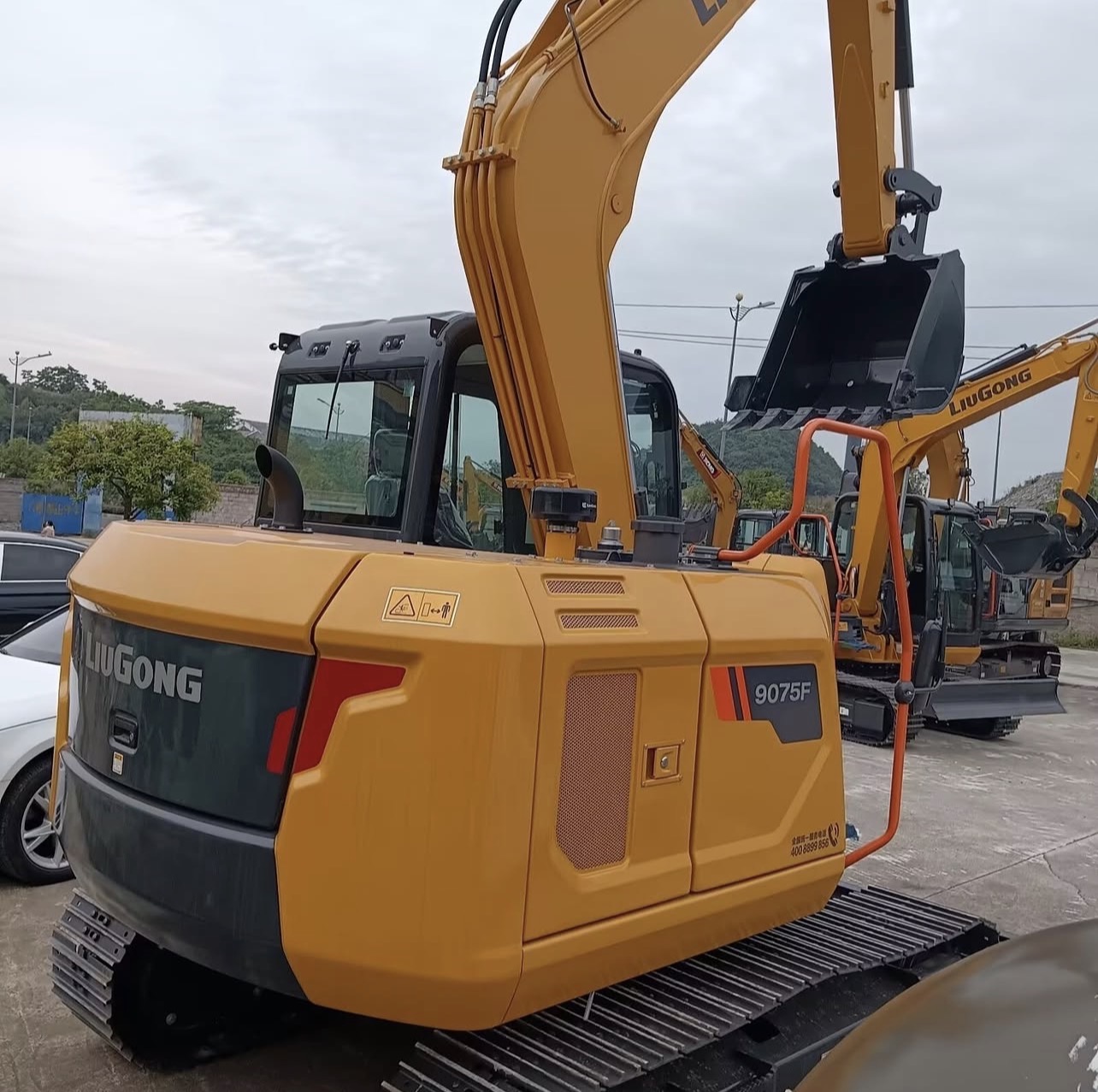LUIGONG 9075F EXCAVATOR