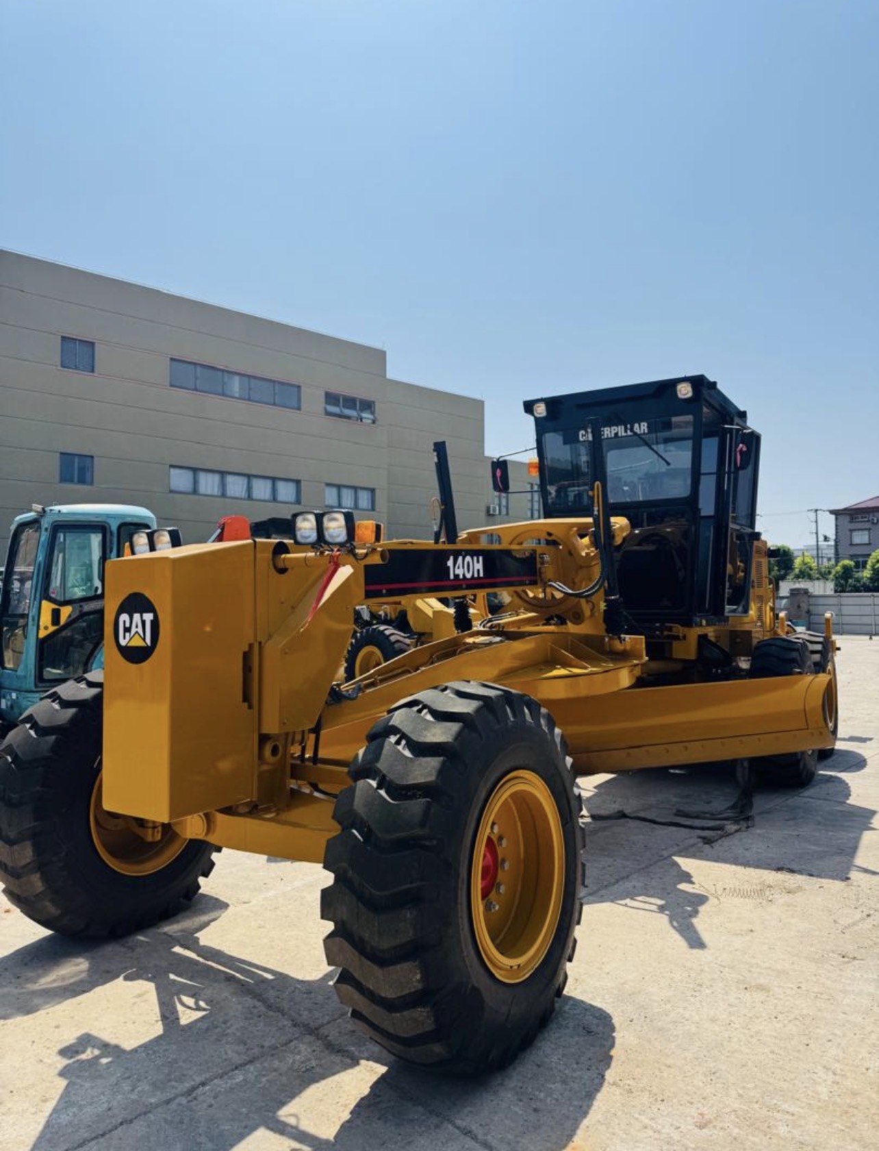 CAT 140H